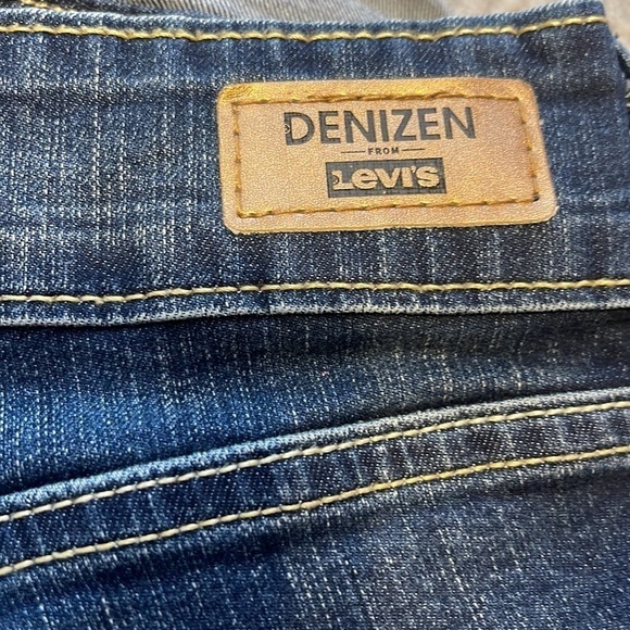 Denizen From Levi’s Stretchy Denim Shorts Size 4 Waist 27 - Picture 3 of 8